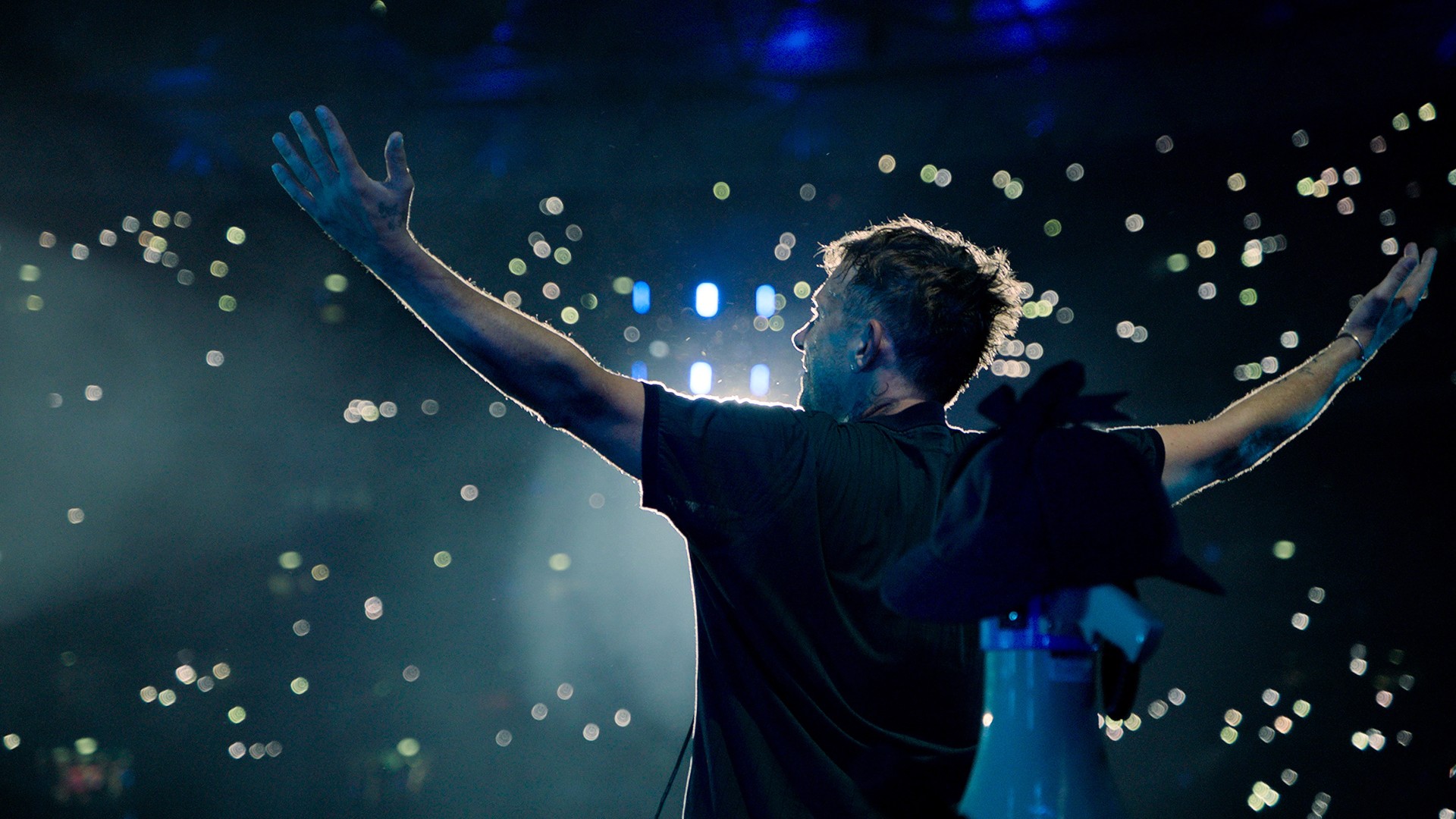 BLUR LIVE AT WEMBLEY STADIUM 2