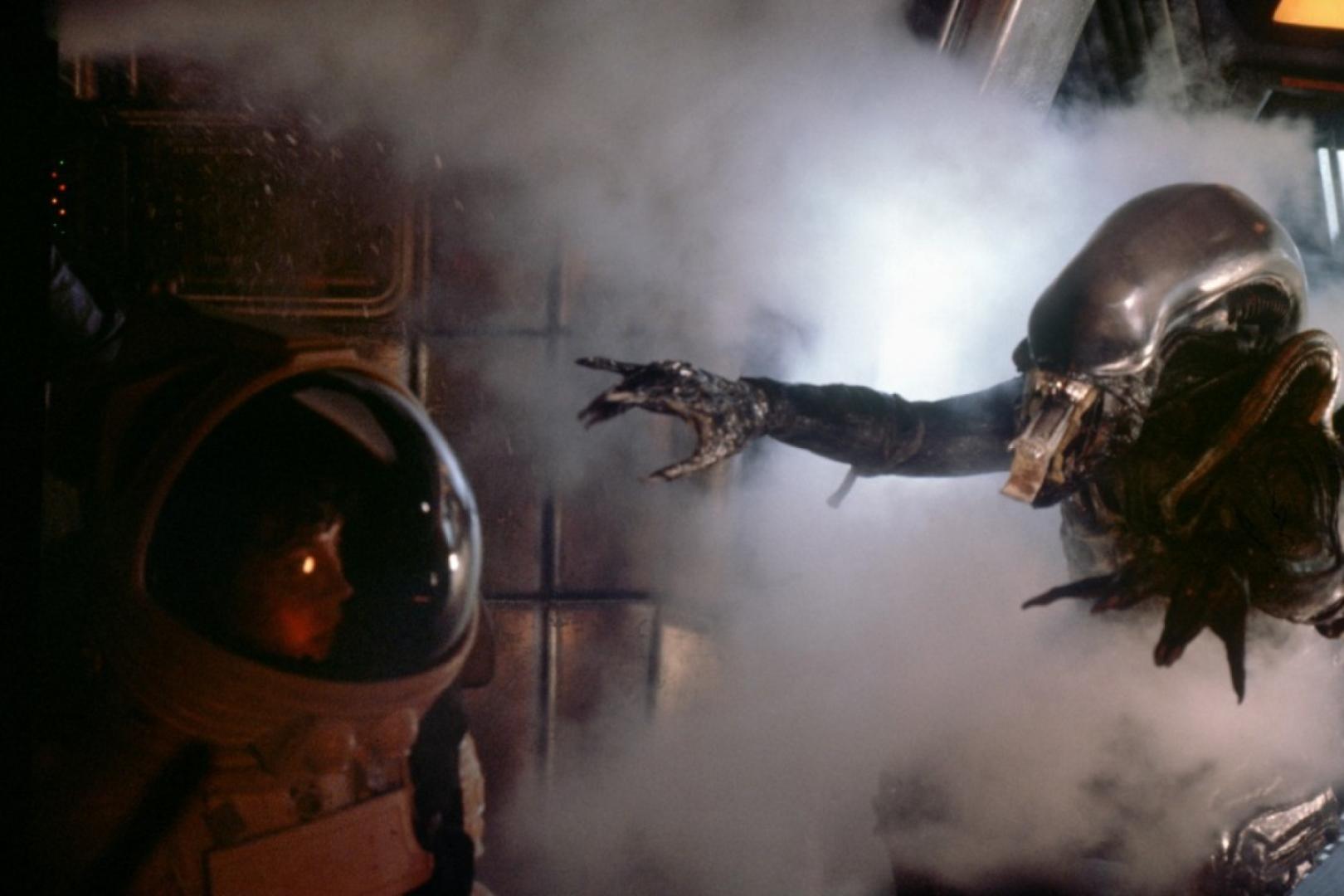 Alien-4