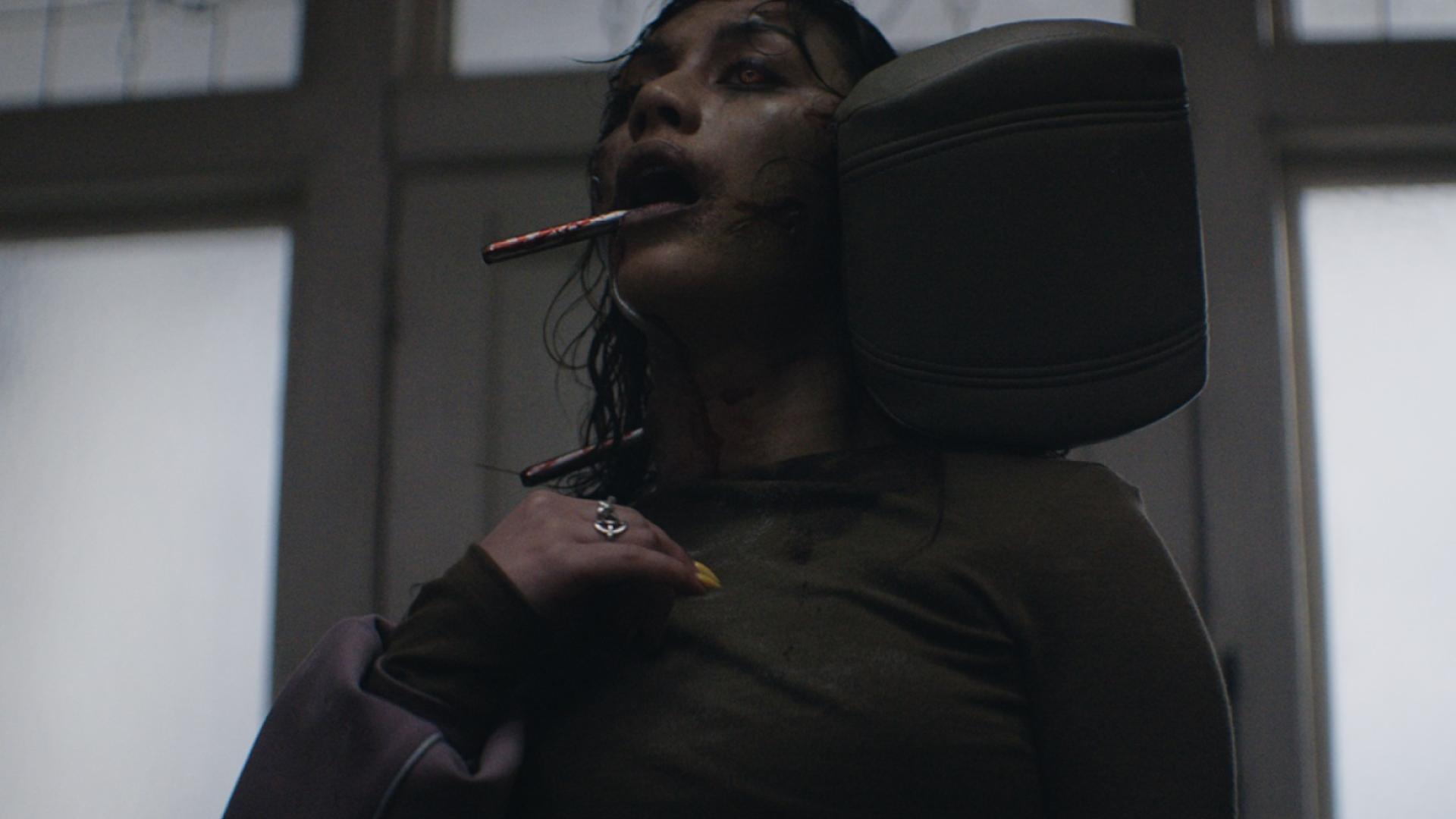 Evil-Dead-Burn-Stills