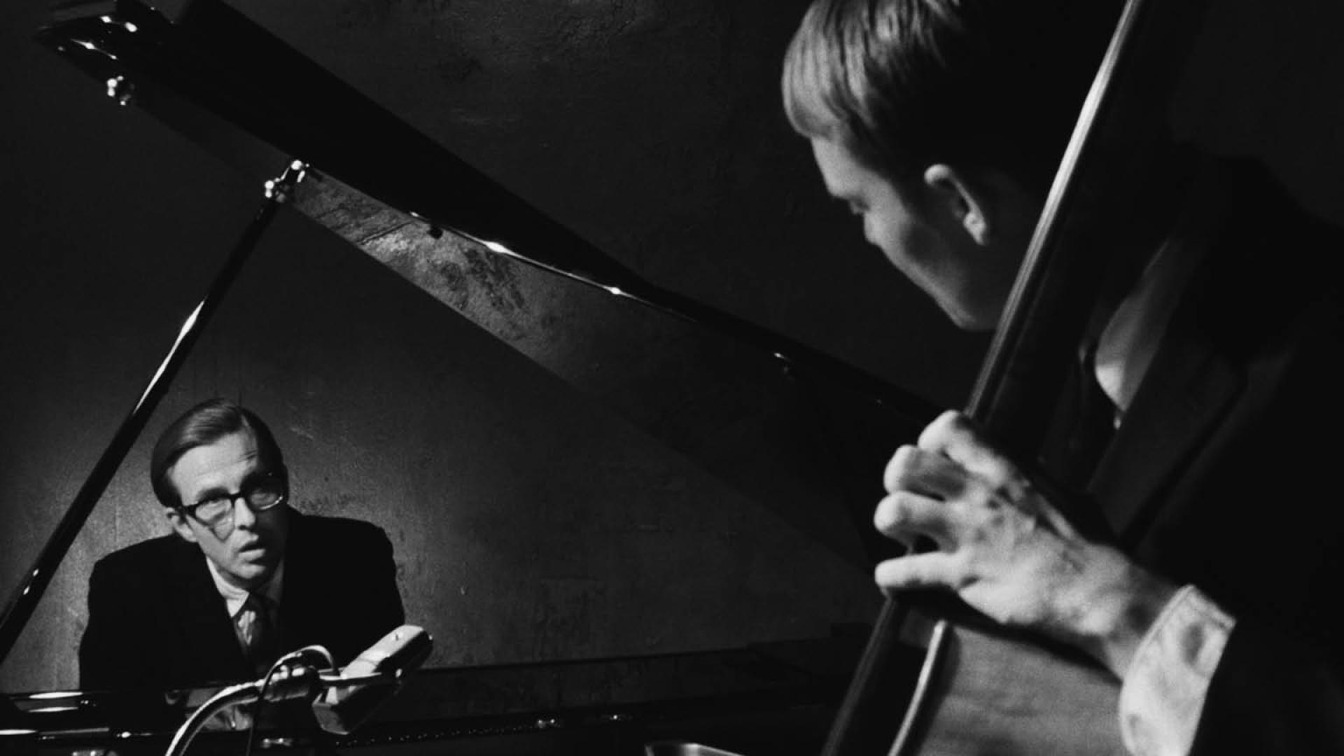 Everybody-Digs-Bill-Evans_Still_1